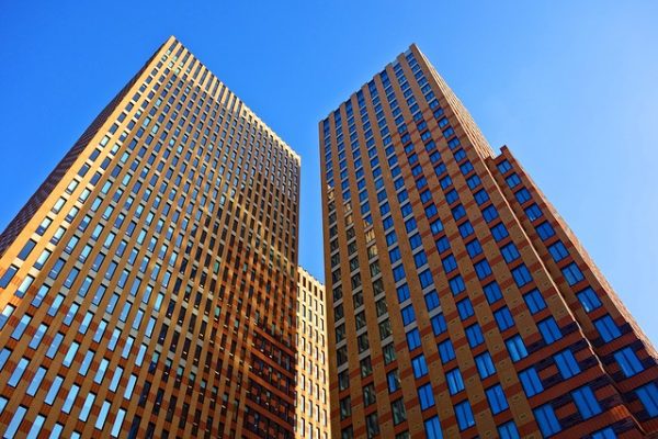building-3215255_640-600x400-1